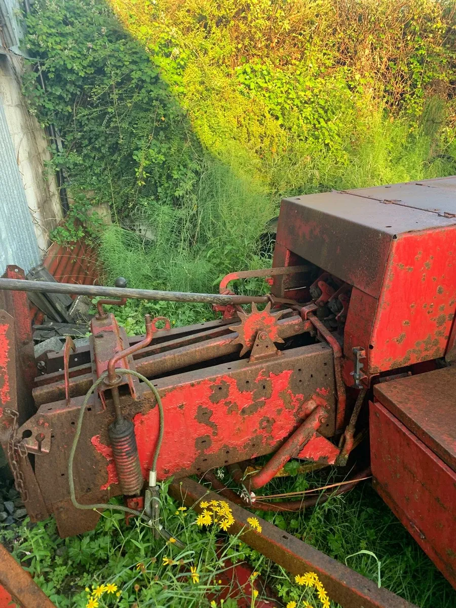 NewHolland 370 - Image 4