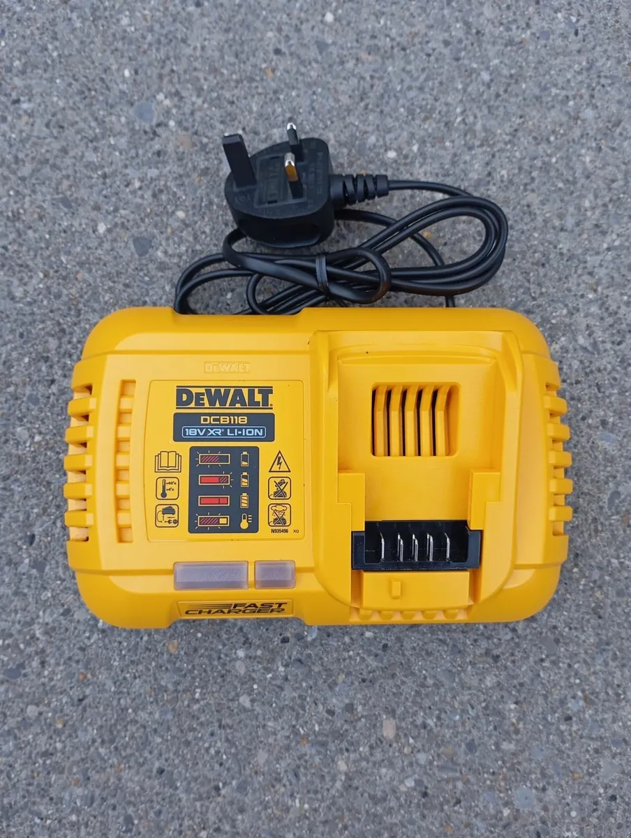 DeWalt Fast Charger and Battery (New) - Image 2