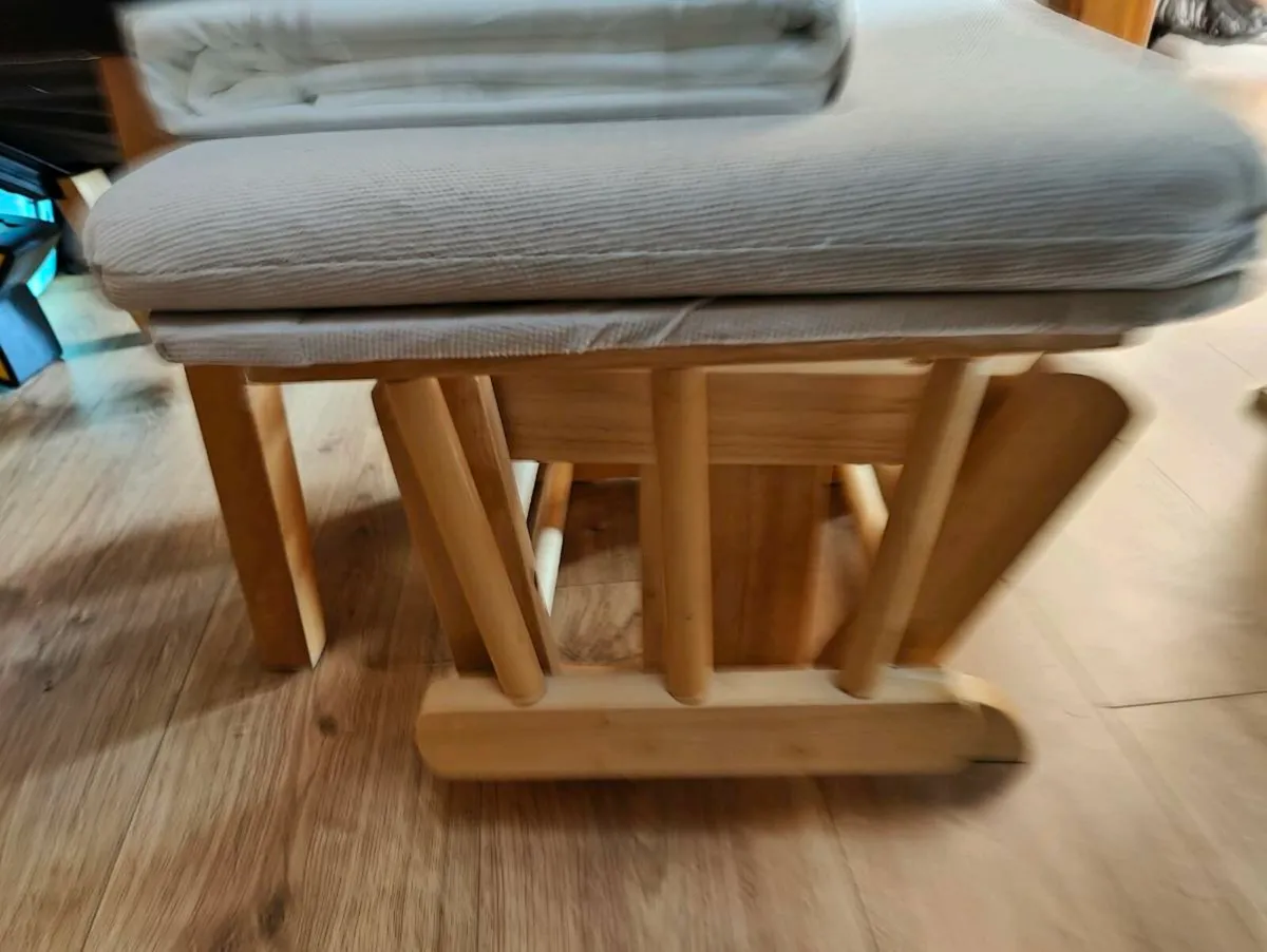 Babylo Nursery Rocking Chair and Footstool - Image 3