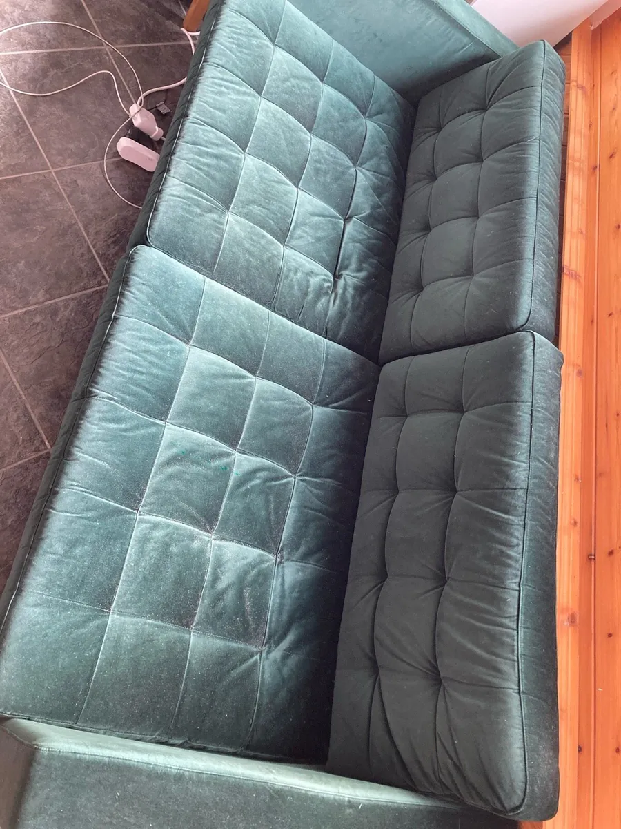 Landskrona Sofa in Green - Image 3