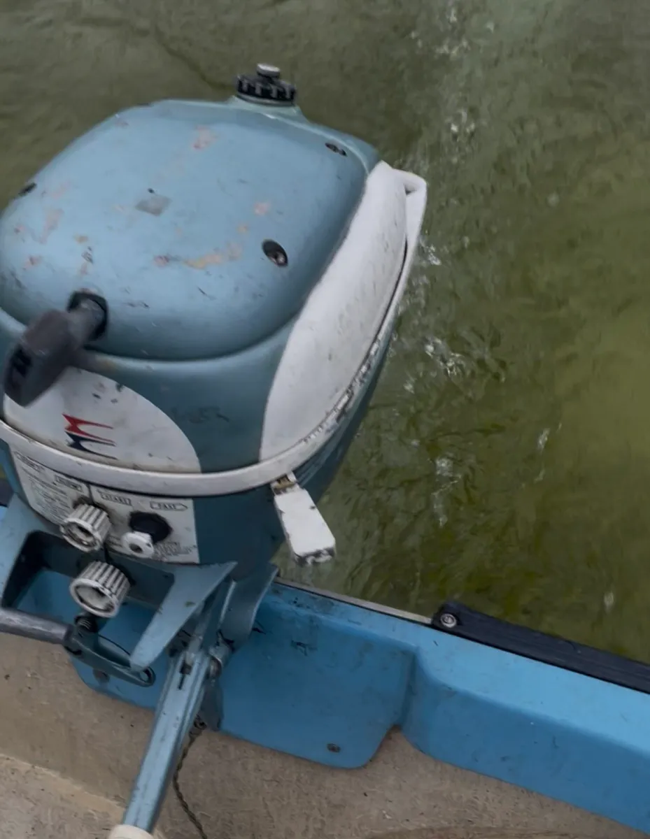Boat (12’ Darragh) & 2HP Evinrude Outboard Engine - Image 4