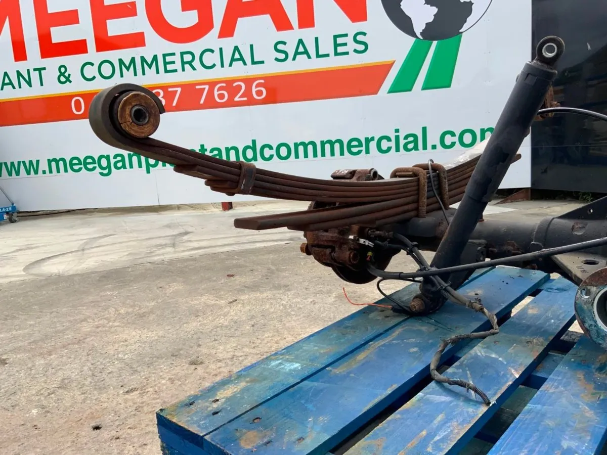 2013 IVECO DAILY TWIN WHEEL AXLE ASSEMBLY - Image 2