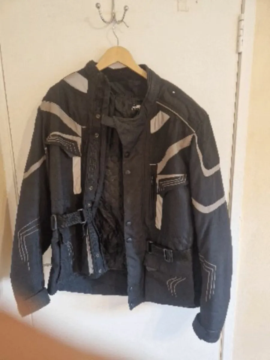 Motorbike jacket and matching trouser suit - Image 1