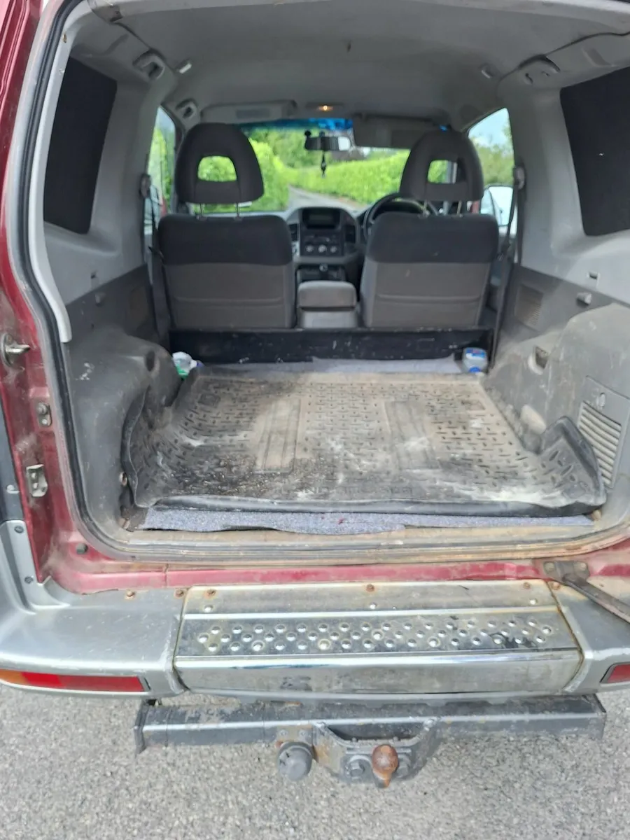 Mitsubishi Pajero 2003 - Image 3
