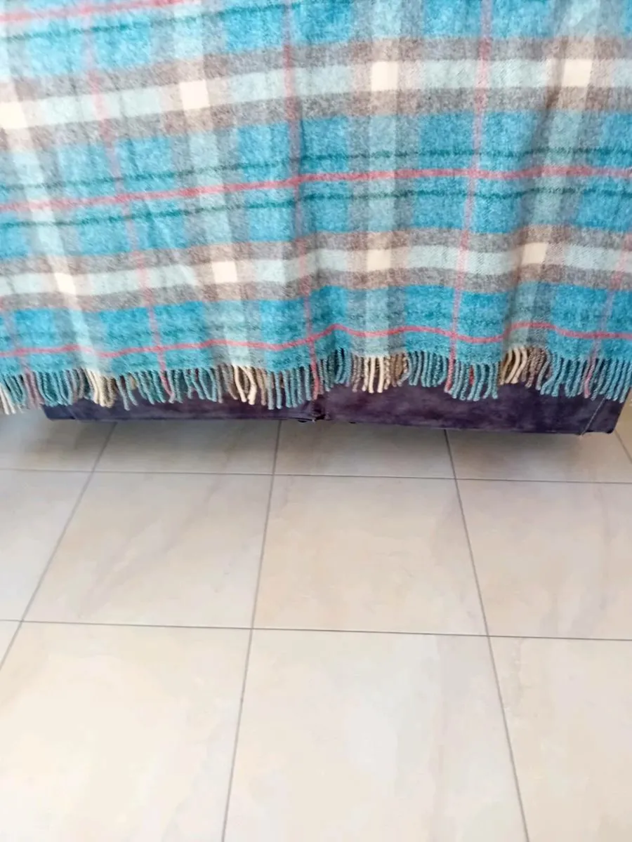 LARGE PICNIC  BLANKET