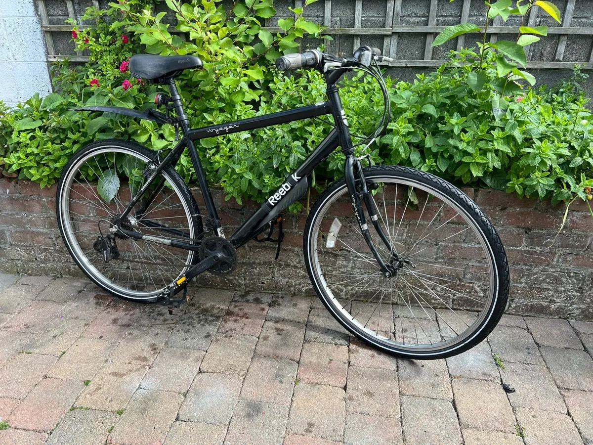 Men’s Road bike in great condition working 100% - Image 1
