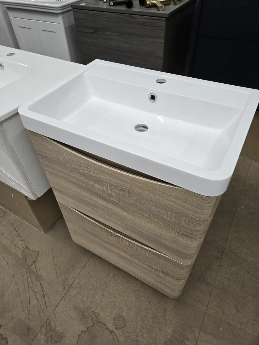 600mm Oak Vanity Unit - Image 1