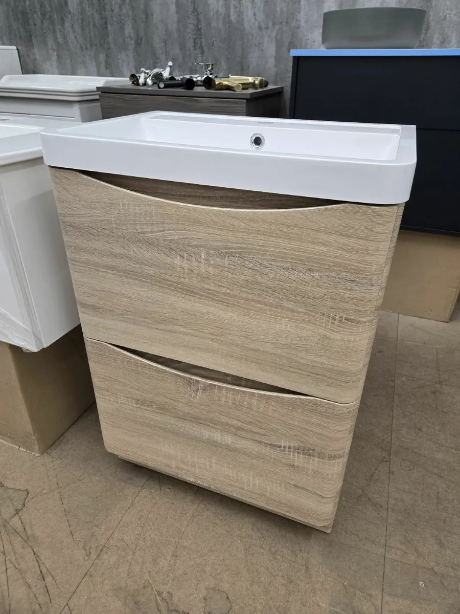 600mm Oak Vanity Unit - Image 3