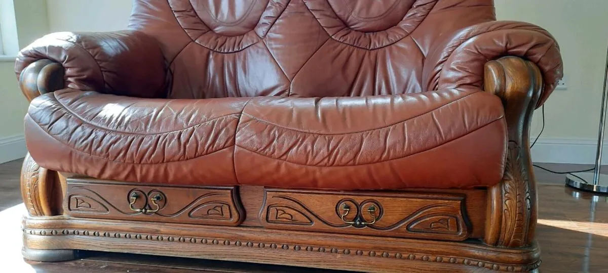 Italian leather 2 seater sofa - Image 3