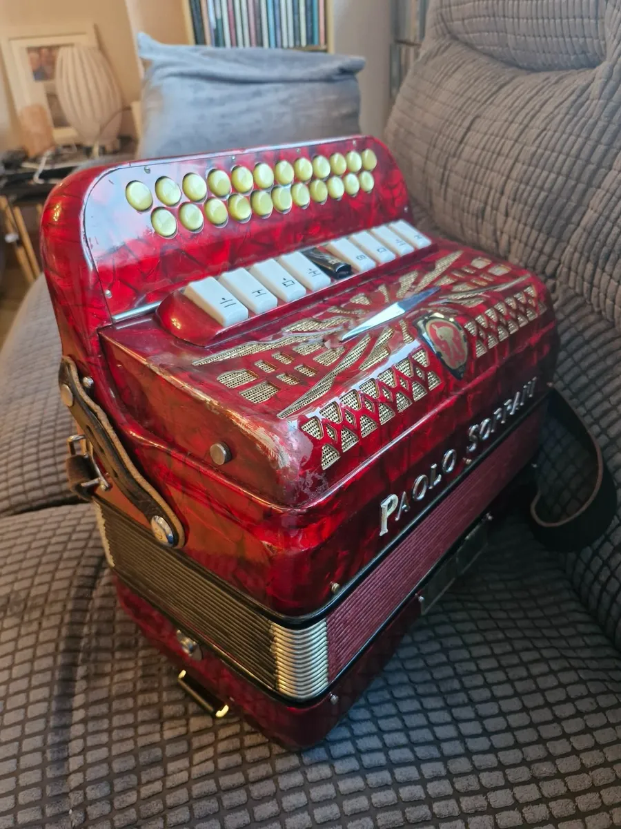 9 COUPLER POALO SOPRANI BUTTON ACCORDION - Image 3