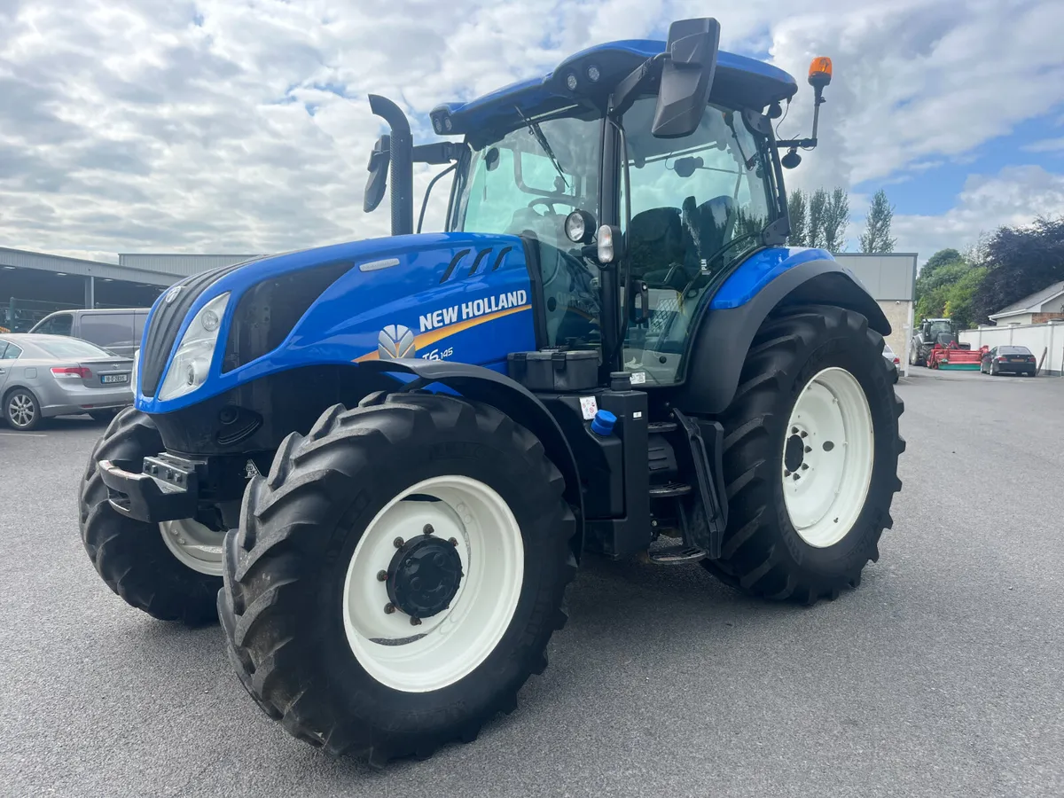 Immaculate New Holland T6.145 - Image 1
