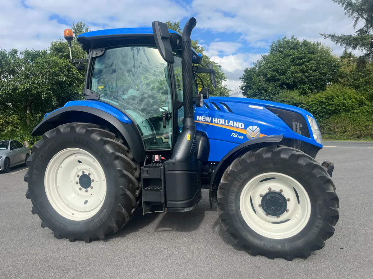 Immaculate New Holland T6.145 - Image 4