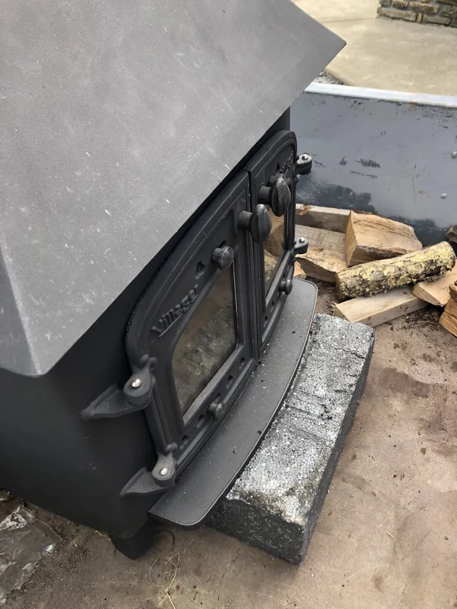 Villager Stove - Image 1