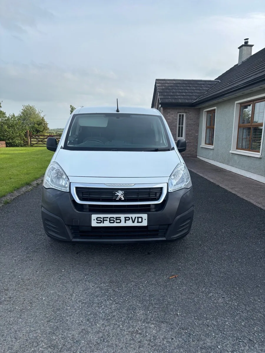 2016 Peugeot partner 200vrt - Image 3