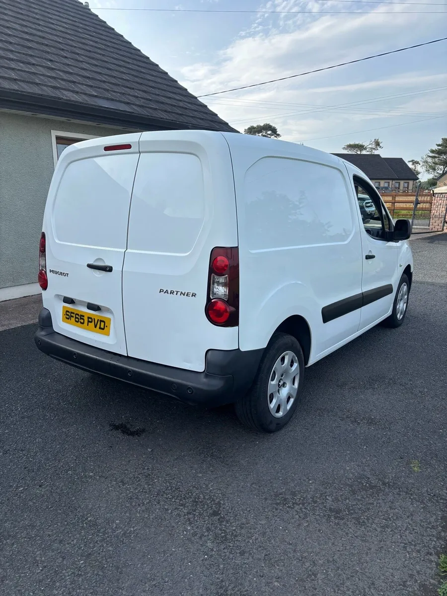 2016 Peugeot partner 200vrt - Image 4