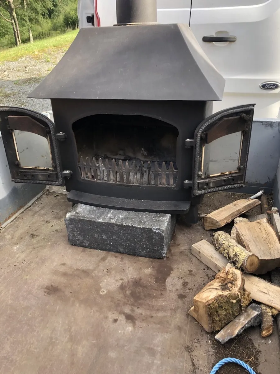 Villager Stove - Image 3