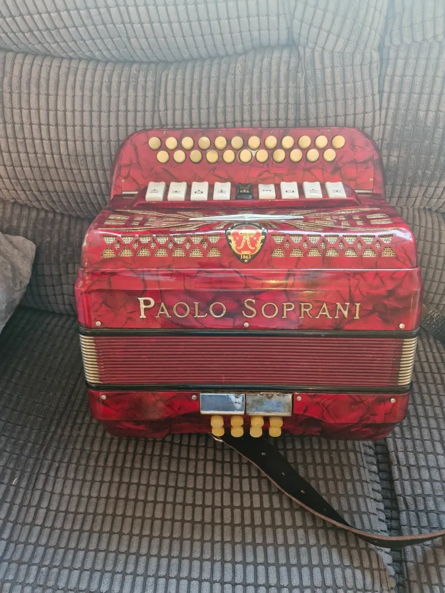 9 COUPLER POALO SOPRANI BUTTON ACCORDION - Image 1