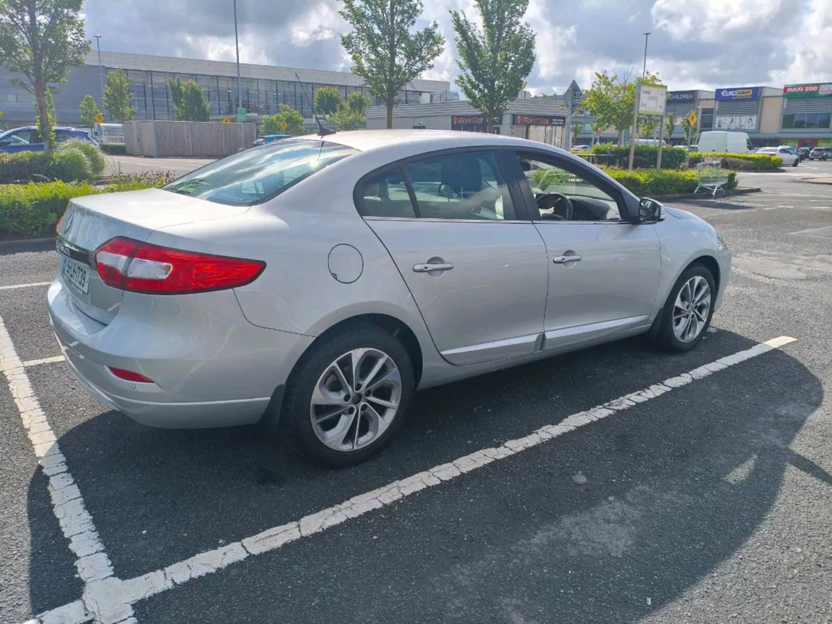 Renault FLUENCE - Image 4