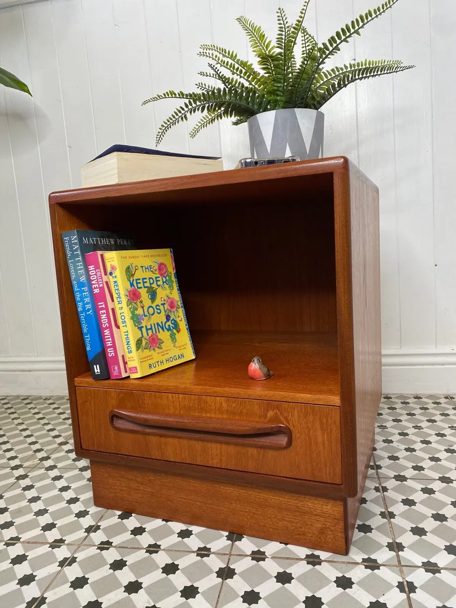 Mid Century G Plan Beside Table / Chest - Image 2