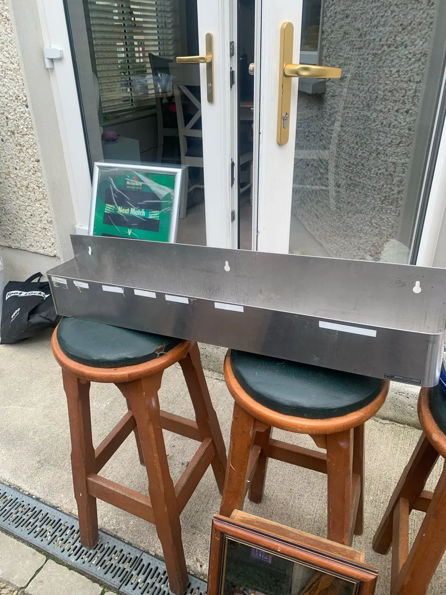 Bar stools ect - Image 2