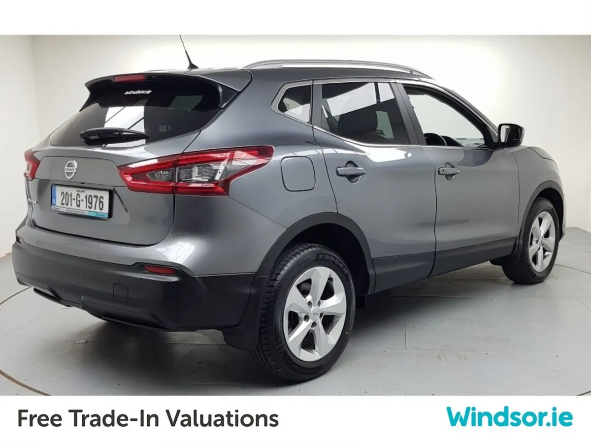 Nissan QASHQAI 1.3 PET SE SS DCT - Image 4