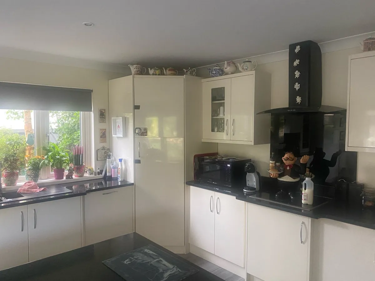 Full Kitchen with Black Granite Worktops - Image 3