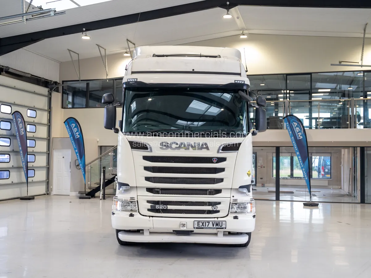 (17) SCANIA R520 V8 6X2 TAG WALKING FLOOR - Image 2