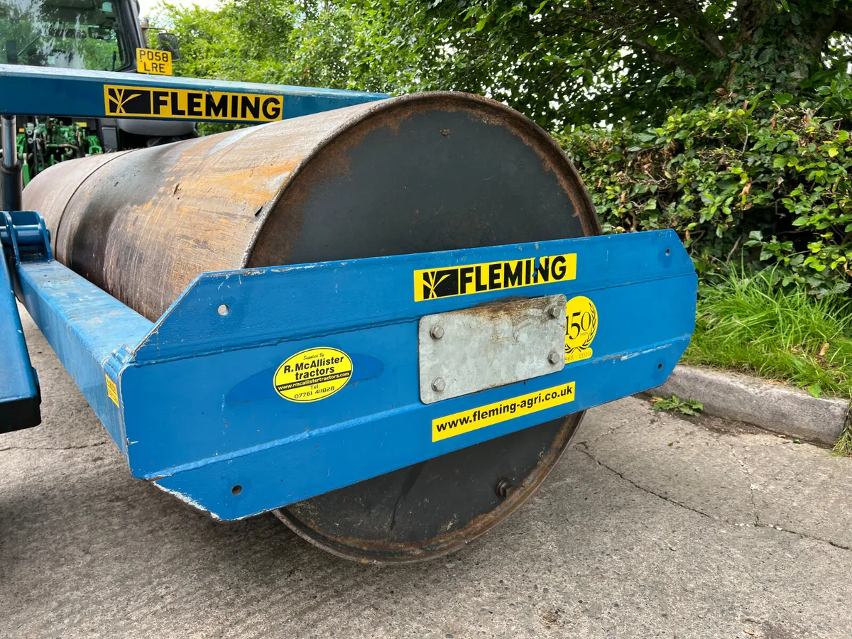 Fleming 12ft End Tow Roller - Image 3