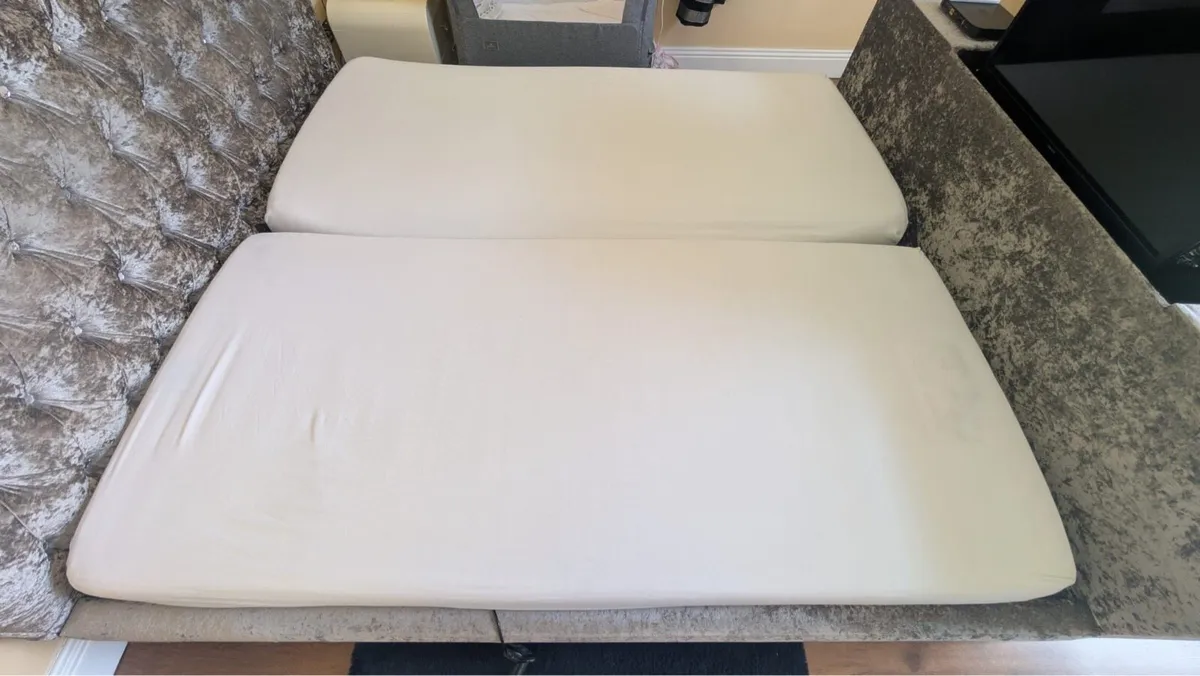 Electric bed with built in television - Image 4