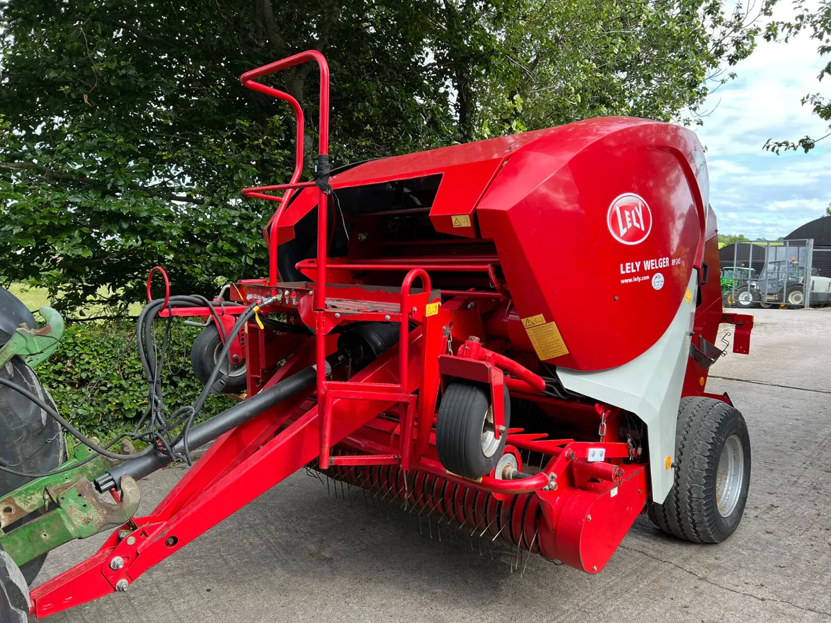 Lely Welger Round Baler RP245 - Image 2