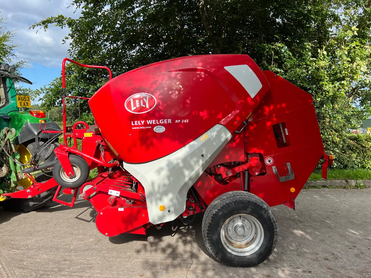 Lely Welger Round Baler RP245 - Image 1