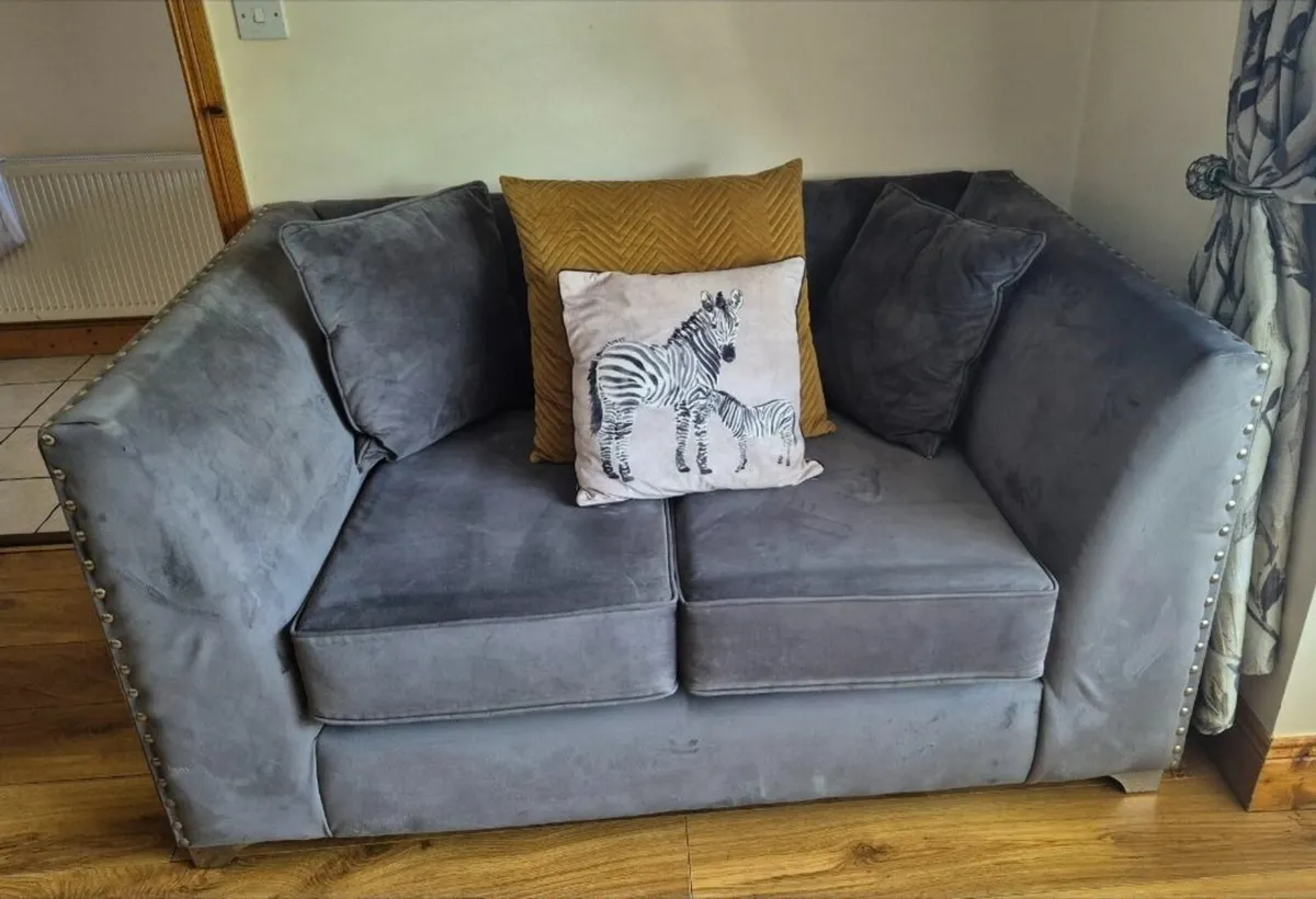 Sofa - 4 seater and 2 seater - Image 2