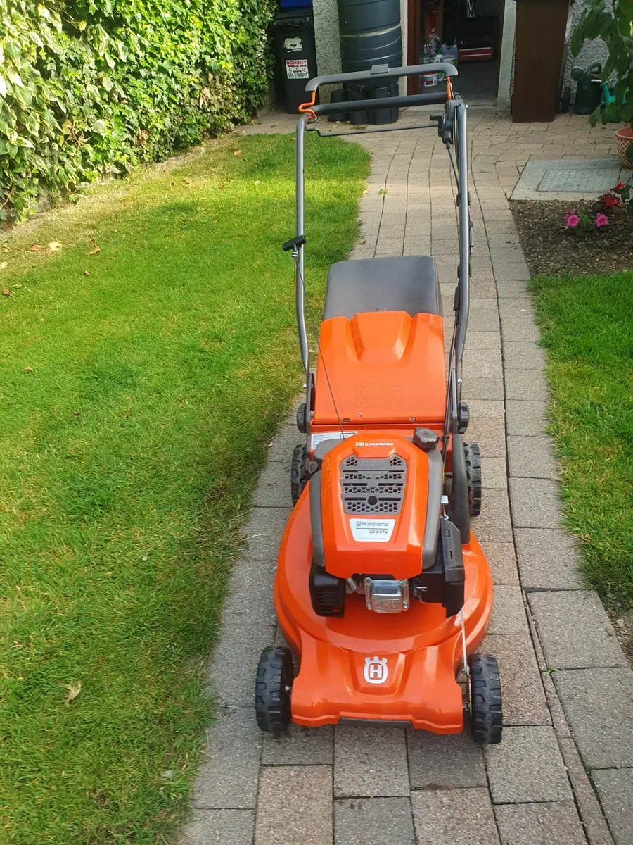 Lawnmower