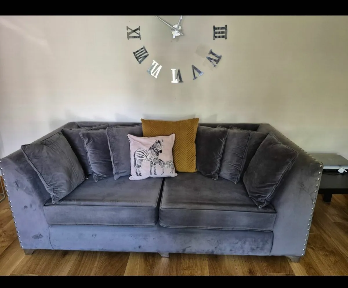 Sofa - 4 seater and 2 seater - Image 1