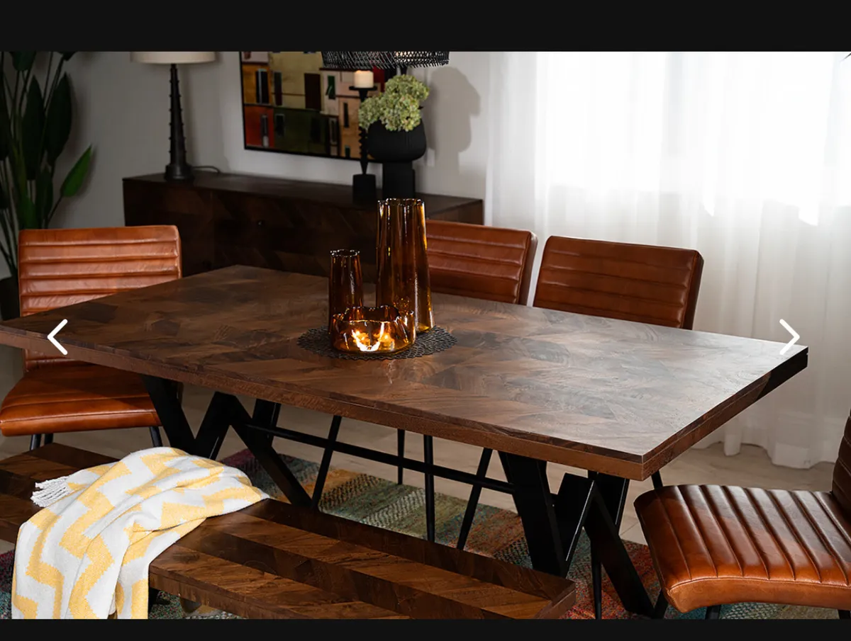 Dining Room Table - Image 1