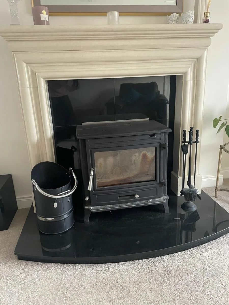 Stove - Image 1