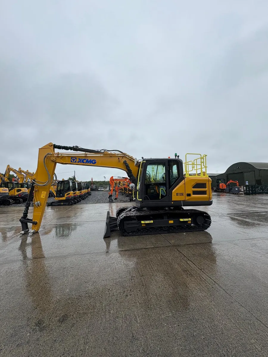 XCMG XE135E 14.8t Excavator - Image 1