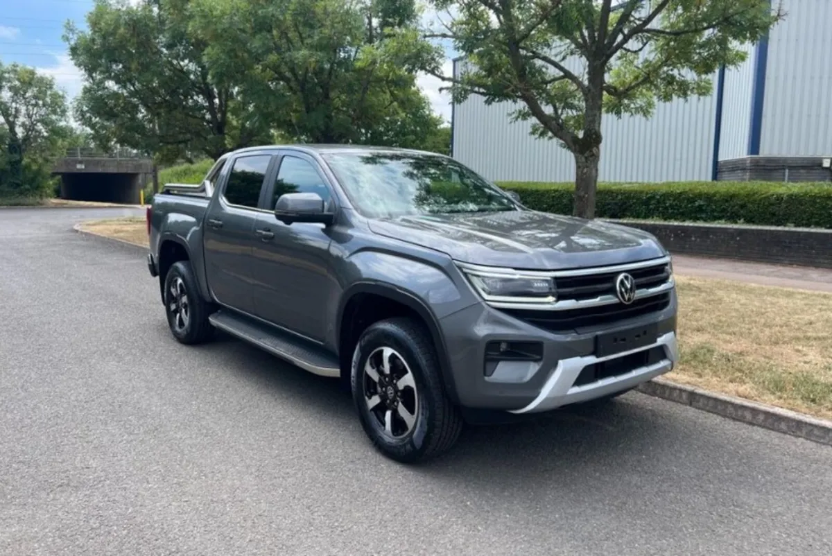Volkswagen Amarok  Auto - Image 1