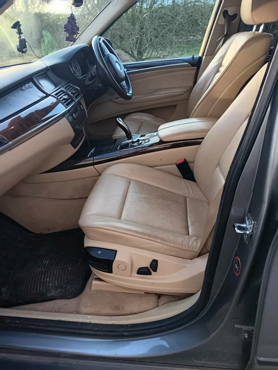 BMW X5 - Image 4
