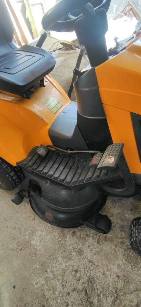 Ride-on mower - Image 3