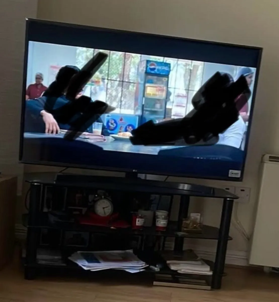 LG TV 50 inch 4K with TV stand