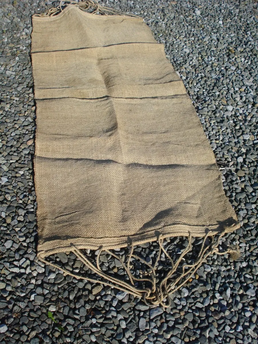 VINTAGE STYLE SACK CLOTH HAMMOCK. - Image 1
