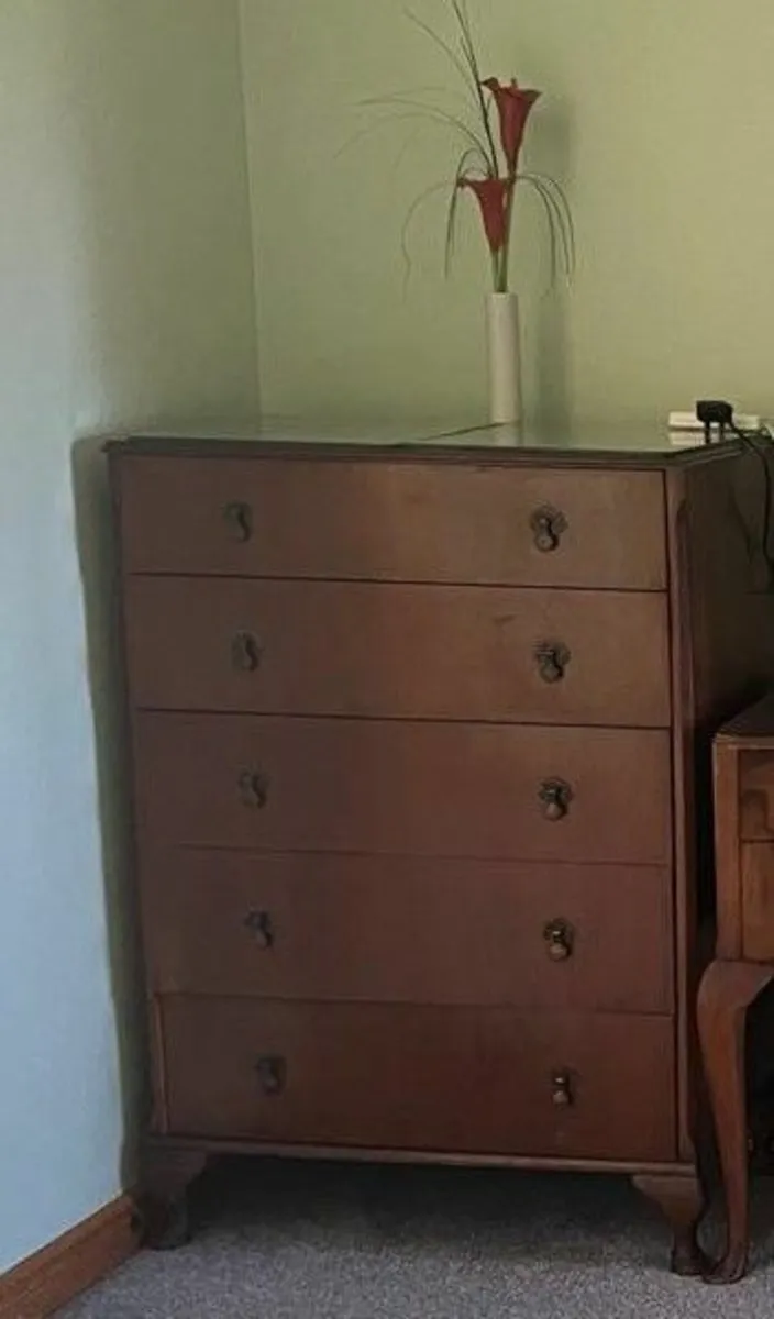 Vintage Style Wardrobe, Dresser & Drawers Set - Image 3