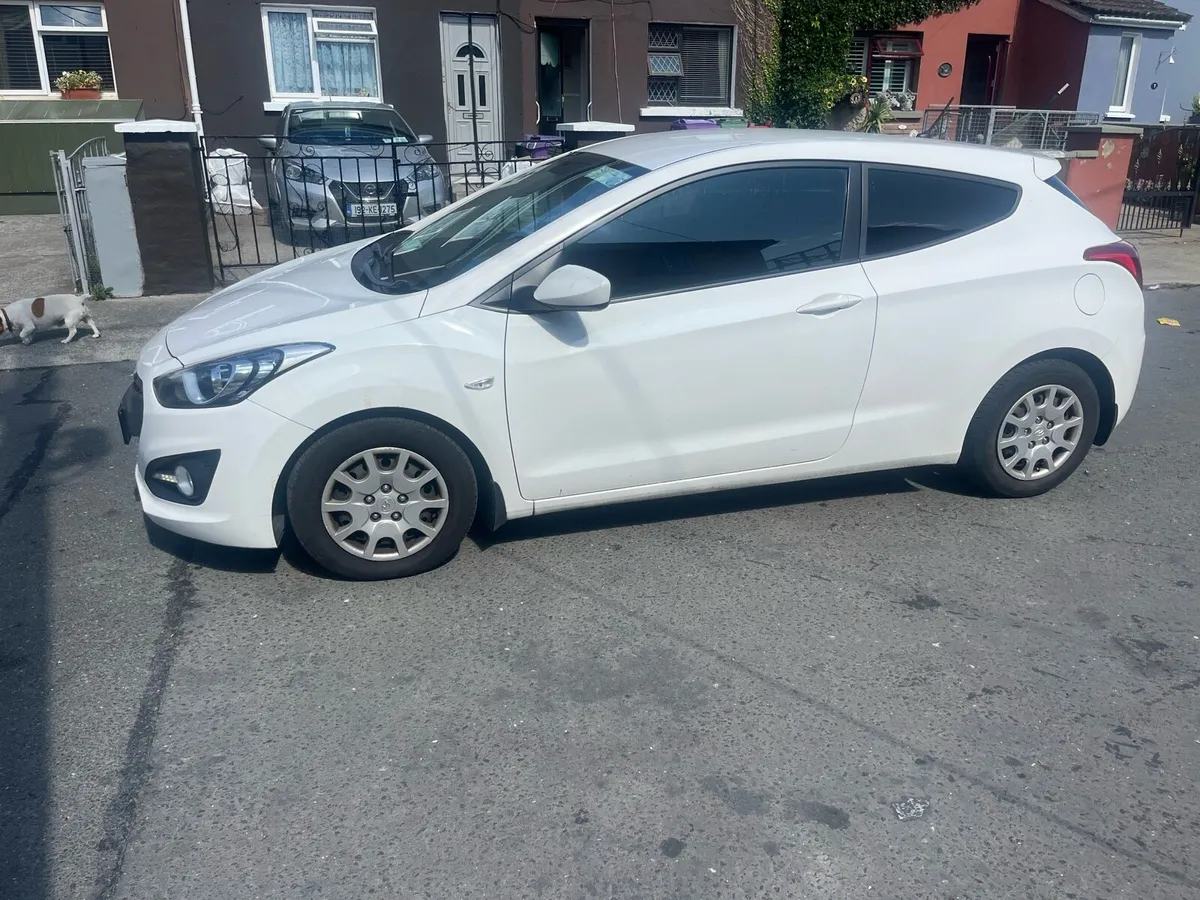 2013 Hyundai I30 Doe 10/25 - Image 2