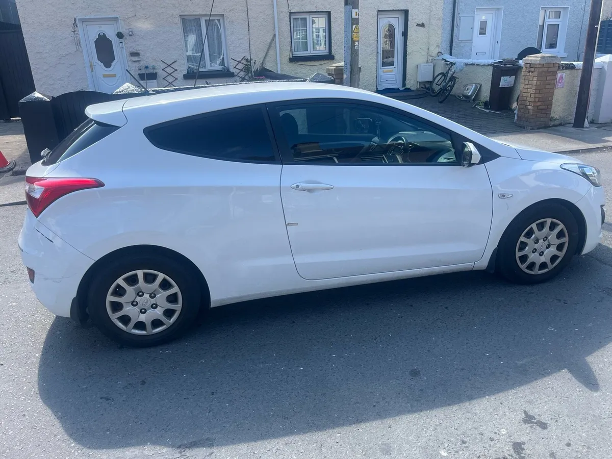 2013 Hyundai I30 Doe 10/25 - Image 4