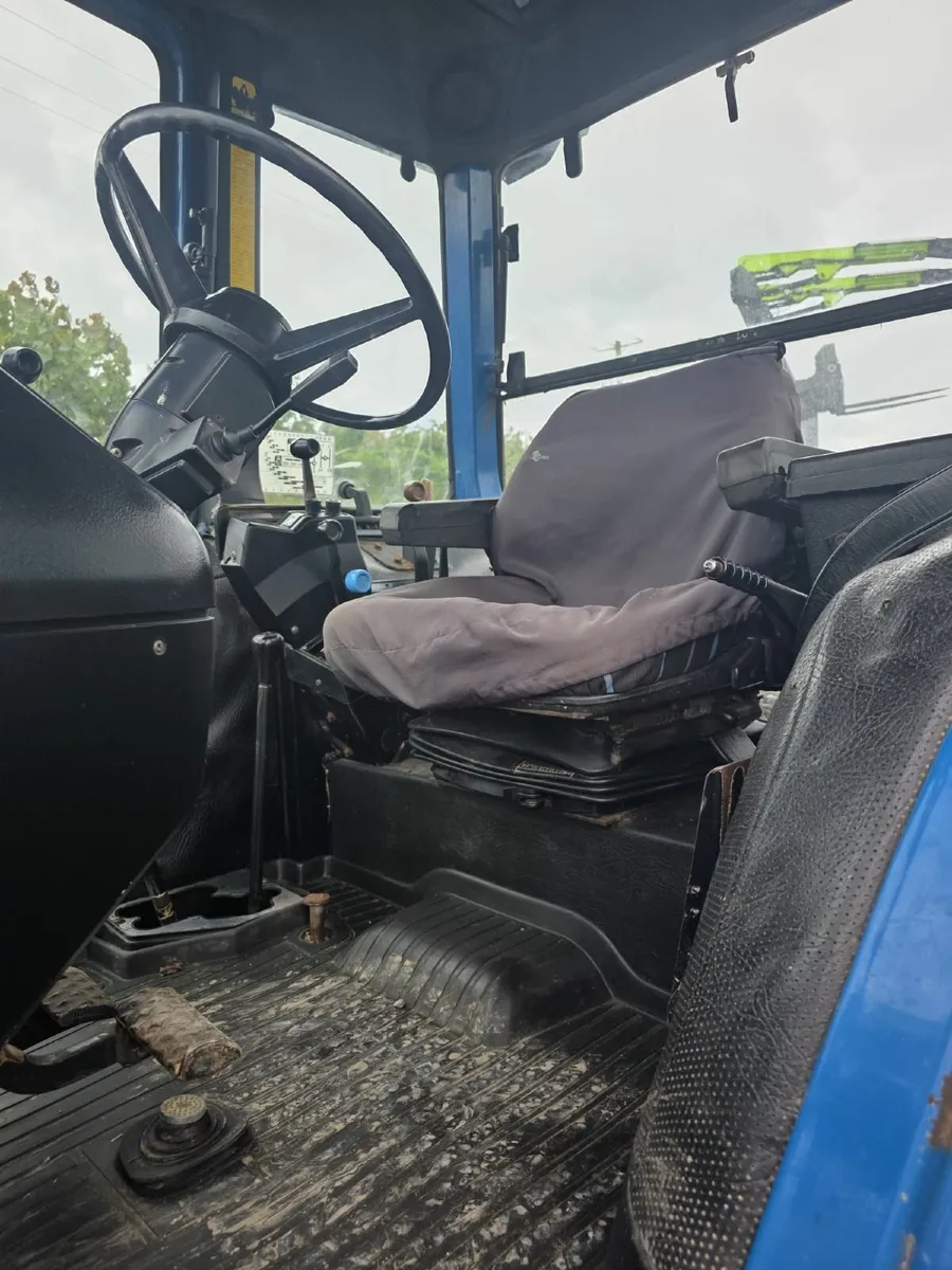 Ford 8210 Series 3 - Image 4