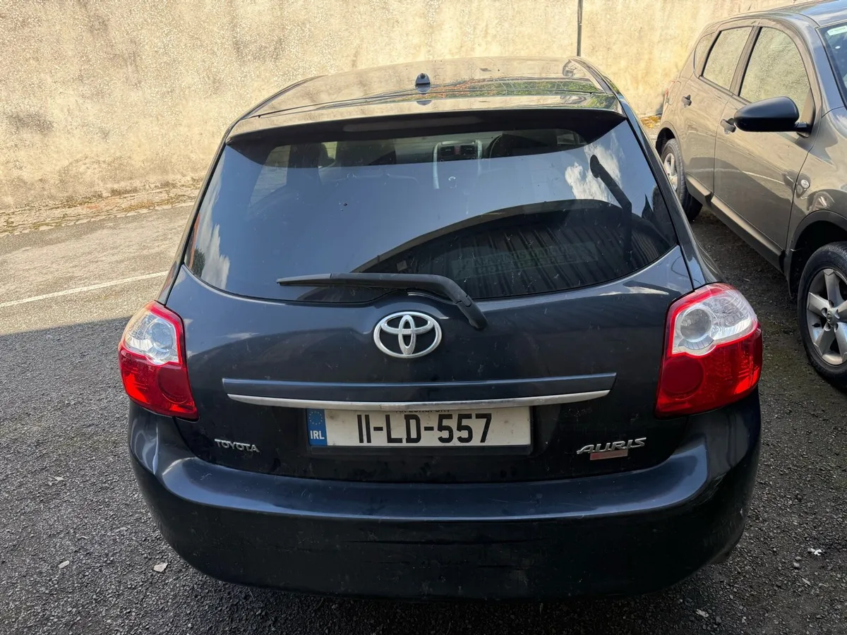 Toyota Auris - Image 1