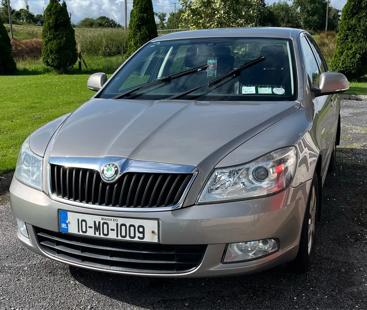 Car - Image 1