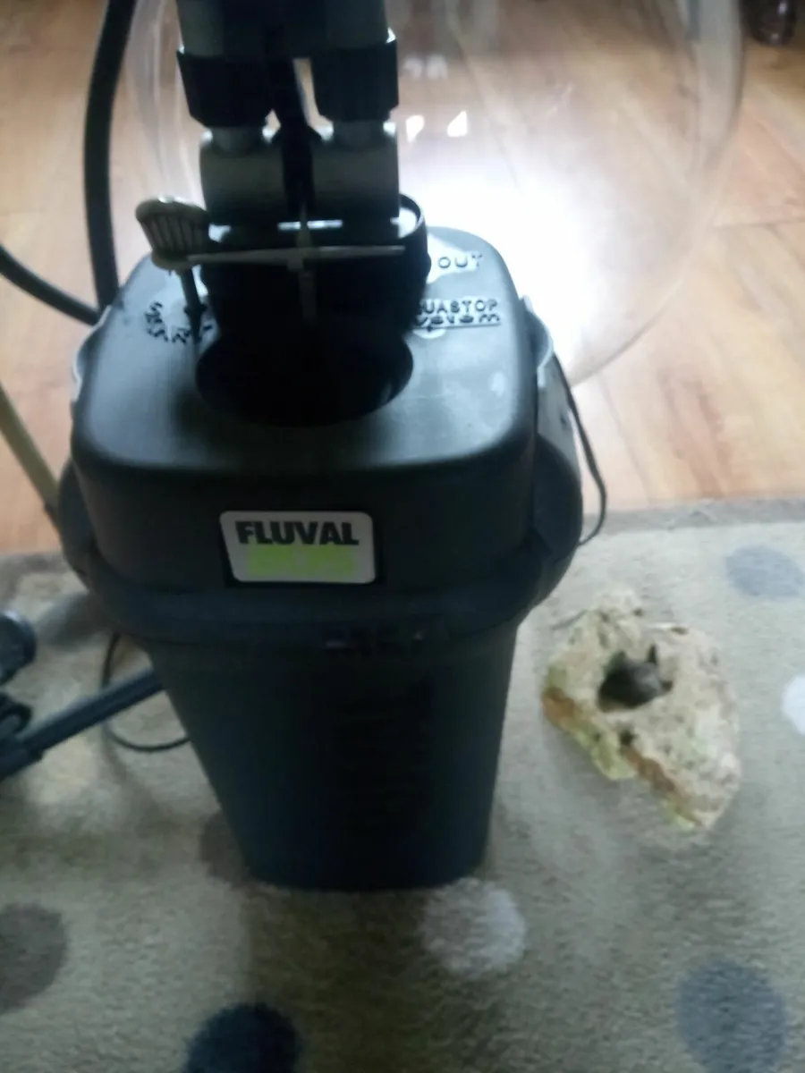 Fluval Aquarium Pump and Filter system