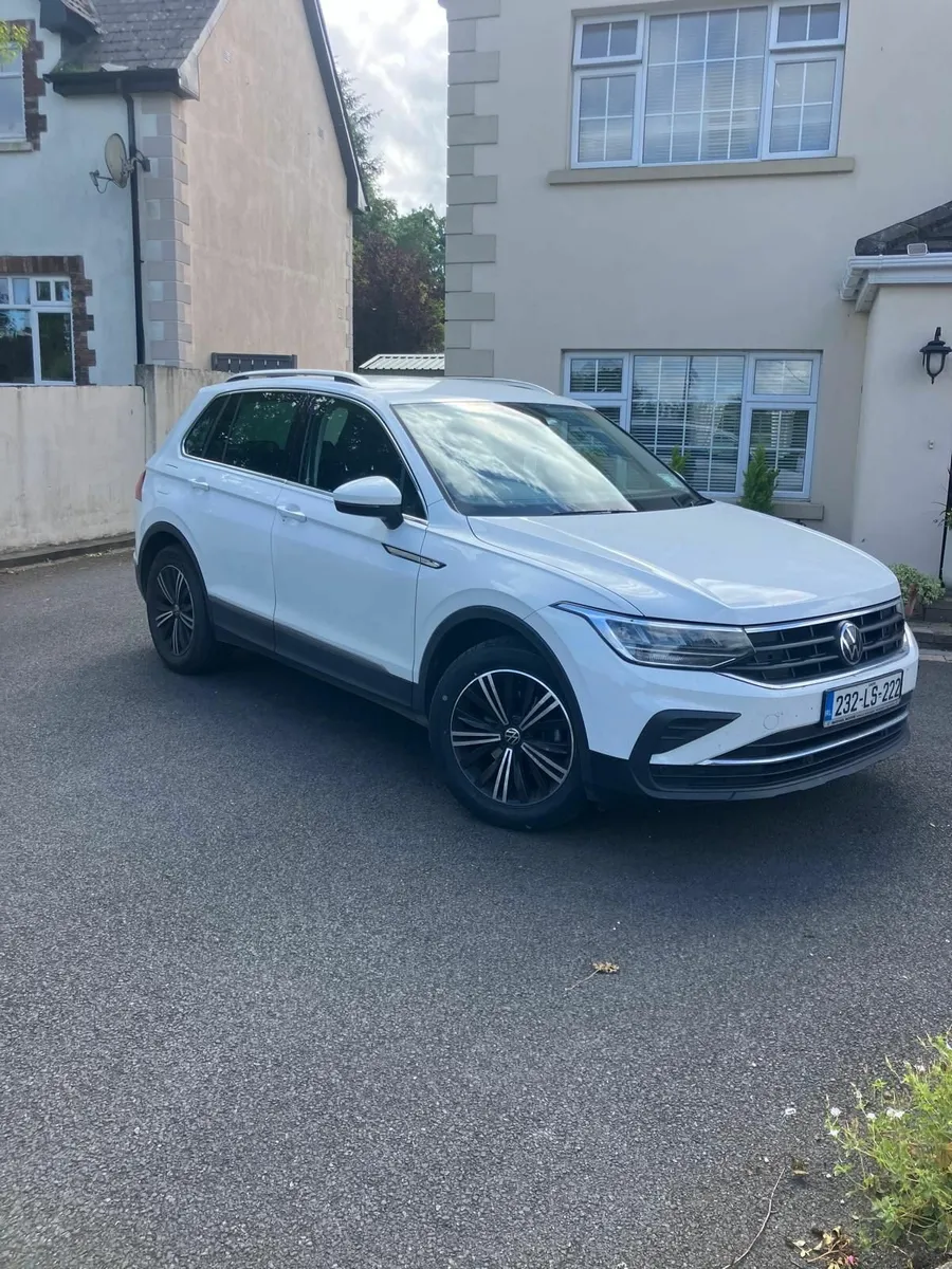 Volkswagen Tiguan 2023 - Image 1
